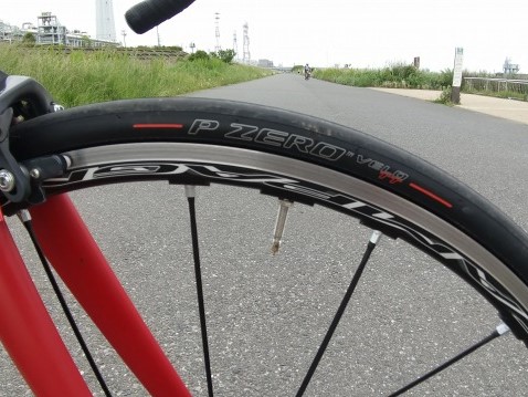 ロードバイクのタイヤ、ピレリ P ZERO VELO TT 23Cを3ヶ月使ってみた 